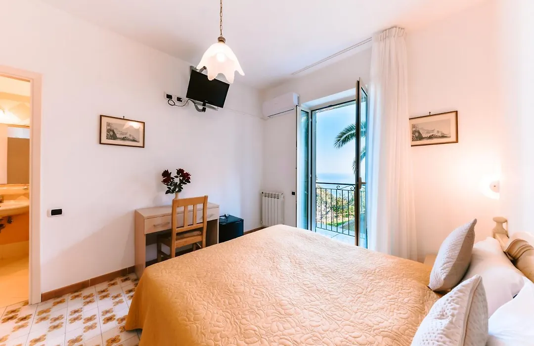 Hotel Villa Giuseppina-1