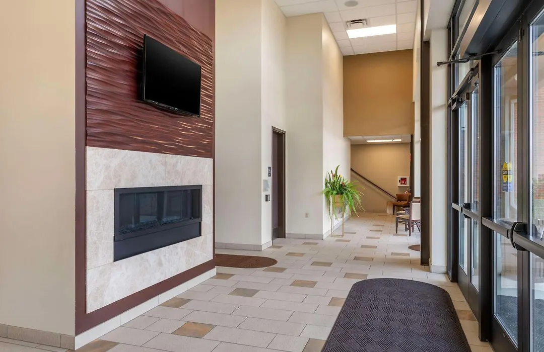 Best Western Premier Boulder Falls Inn-1