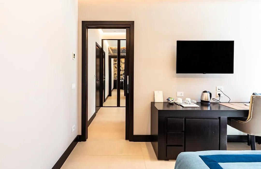 Ngonia Bay Boutique Hotel-1