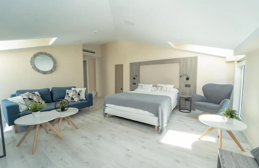 Hotel Lux Melide-1