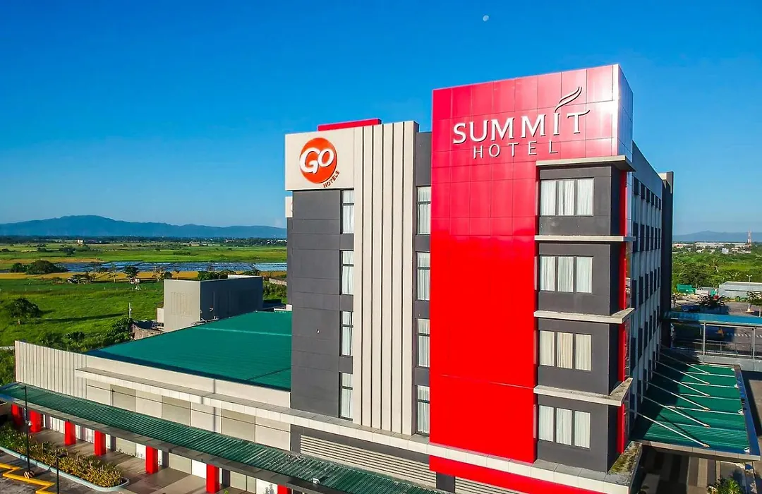 Summit Hotel Naga-1