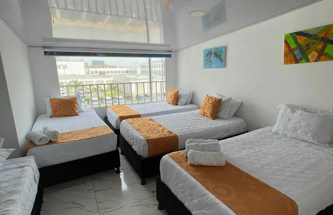 Hotel Luxem-1