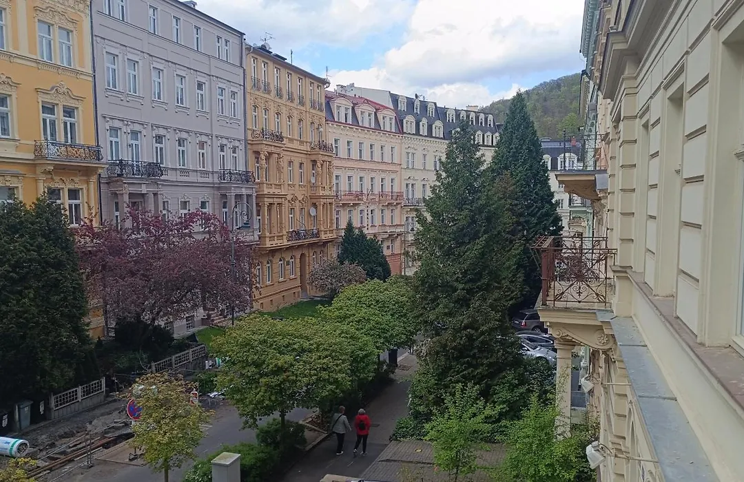 Hotel Praga-1