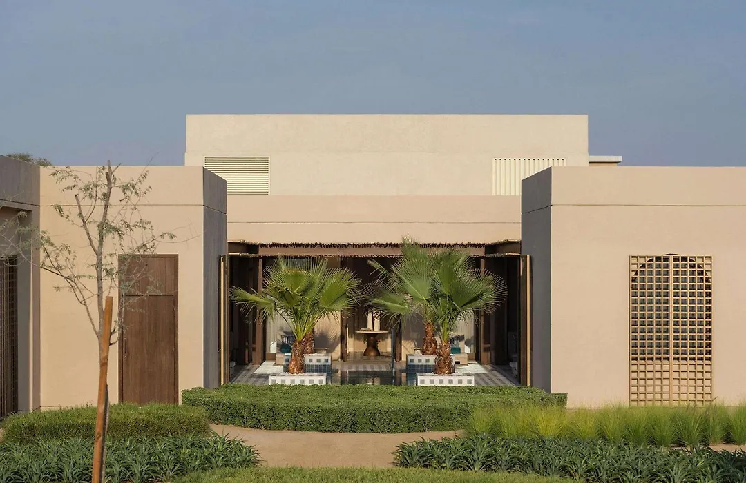 Rare Finds Desert Resort-1
