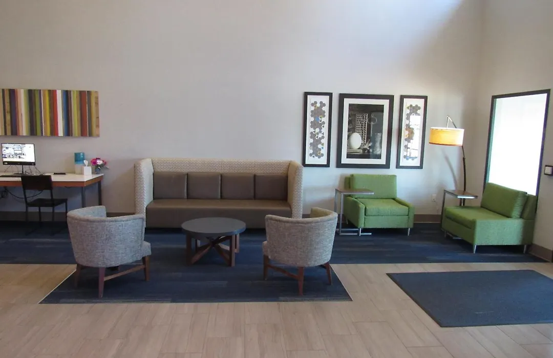 Holiday Inn Express Hotel & Suites Lincoln South By Ihg-1