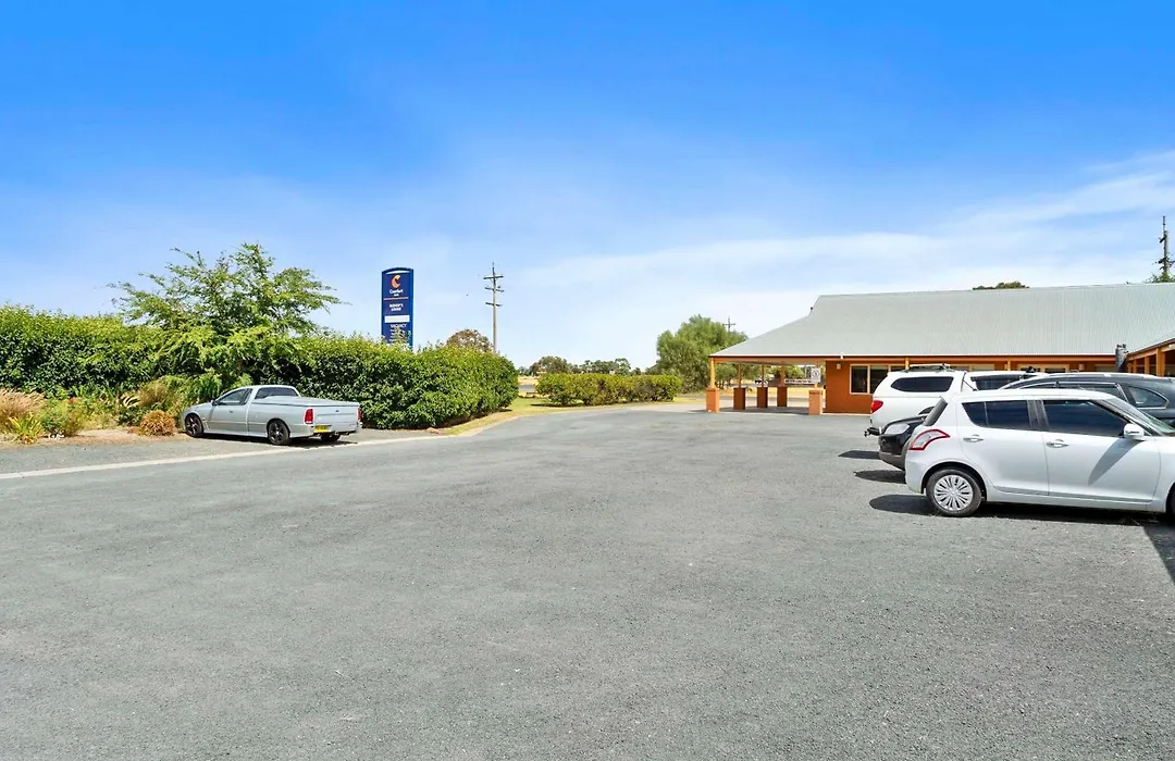 Comfort Inn Bishops Lodge-1