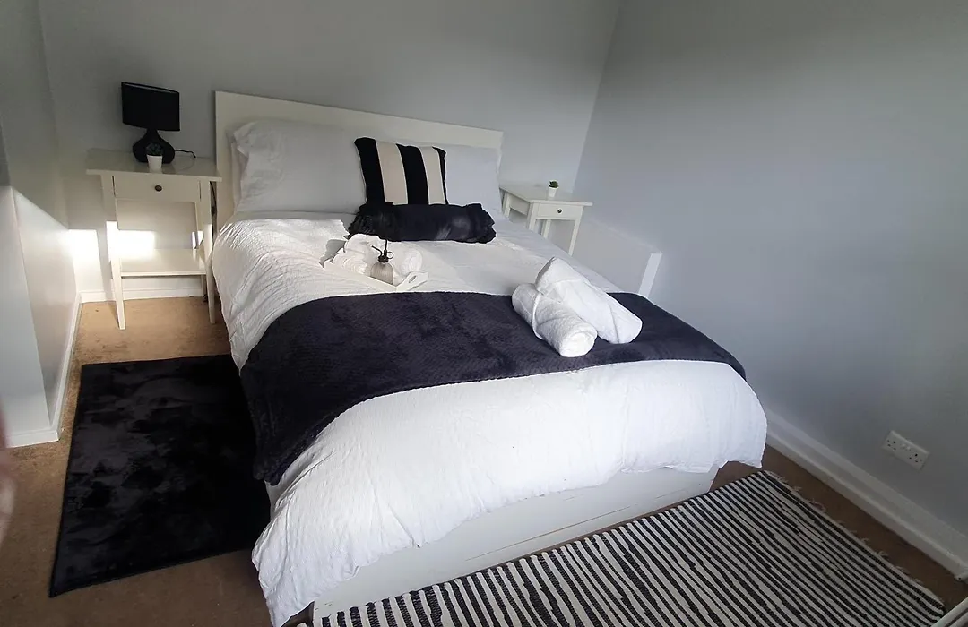 Yolo House-1