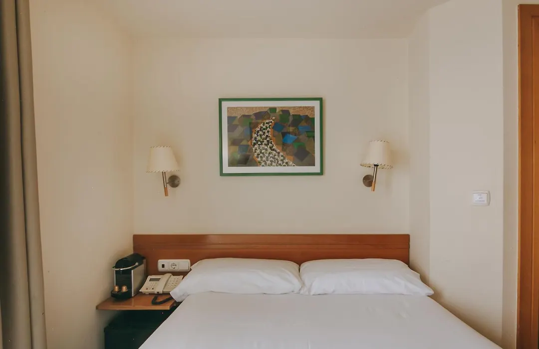 Hotel Zaragoza Plaza-1