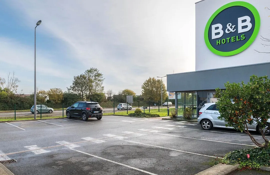 B&B Hotel Laval Ouest-1
