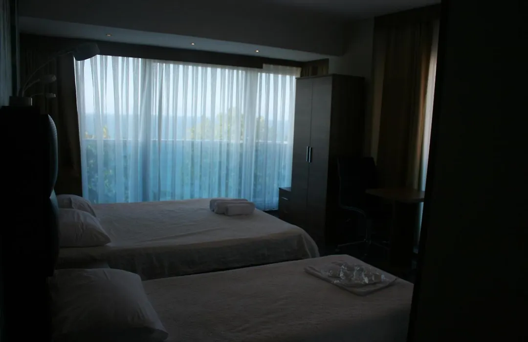 Bayraktar Hotel-1