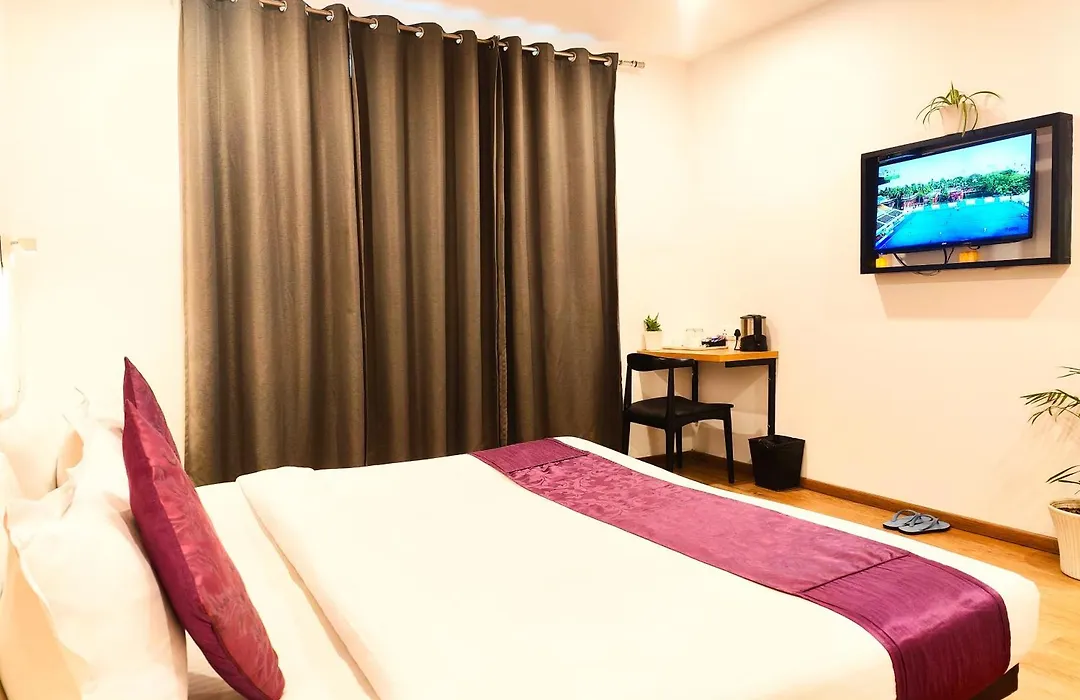 Hotel Mavens White Artemis Hospital Road Sector 52 Gurgaon-1