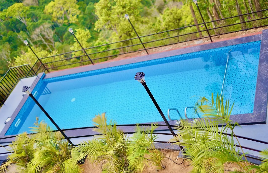 Paadi Holidays Ramakkalmedu-1