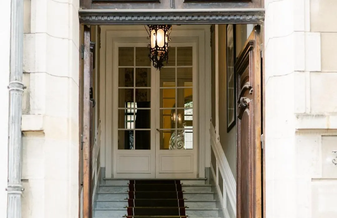 Les Suites de L’Opéra-1