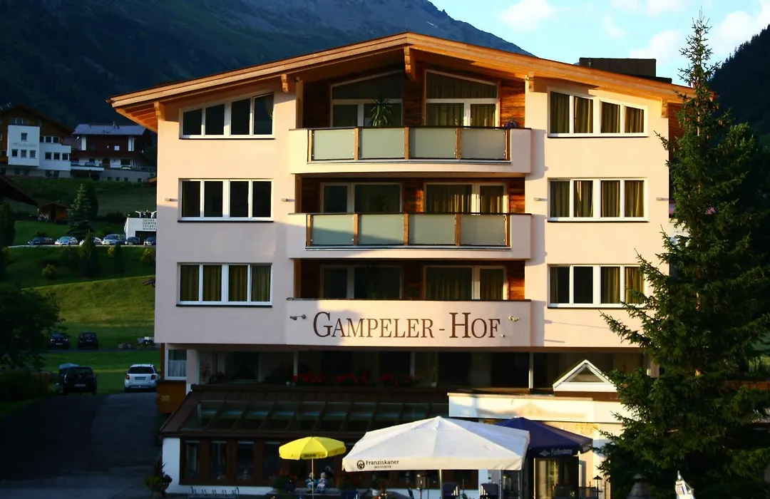 Gampeler Hof-1