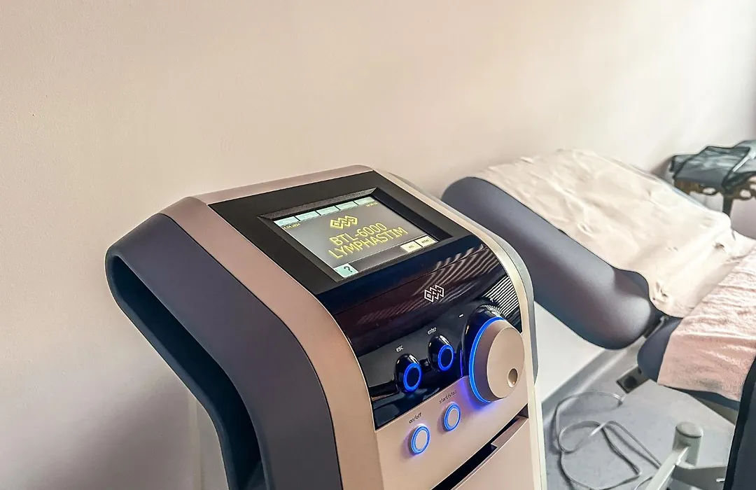Hotel&MedSpa Siret-1