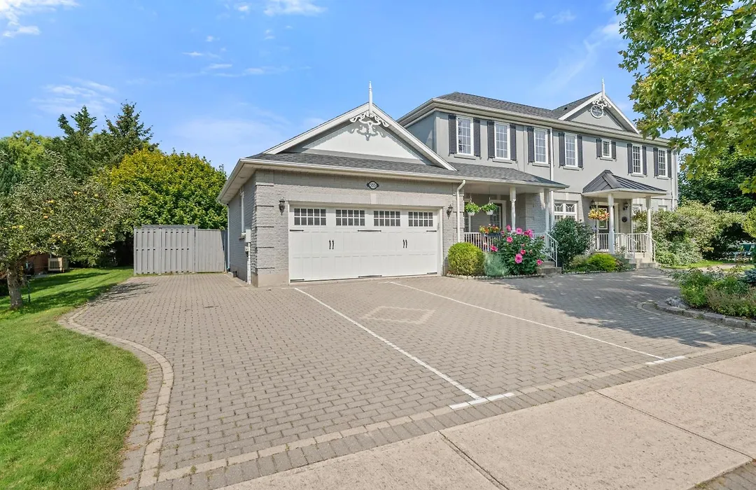 Charlottetown House-1