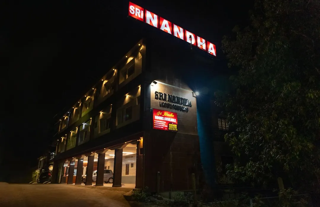 Sri Nandha Luxury Comforts-1