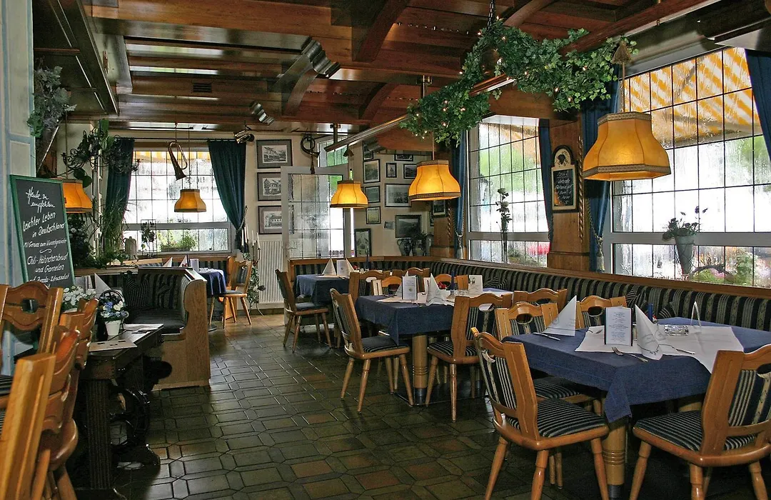 Hotel Zur Post Gmbh Waldbreitbach-1