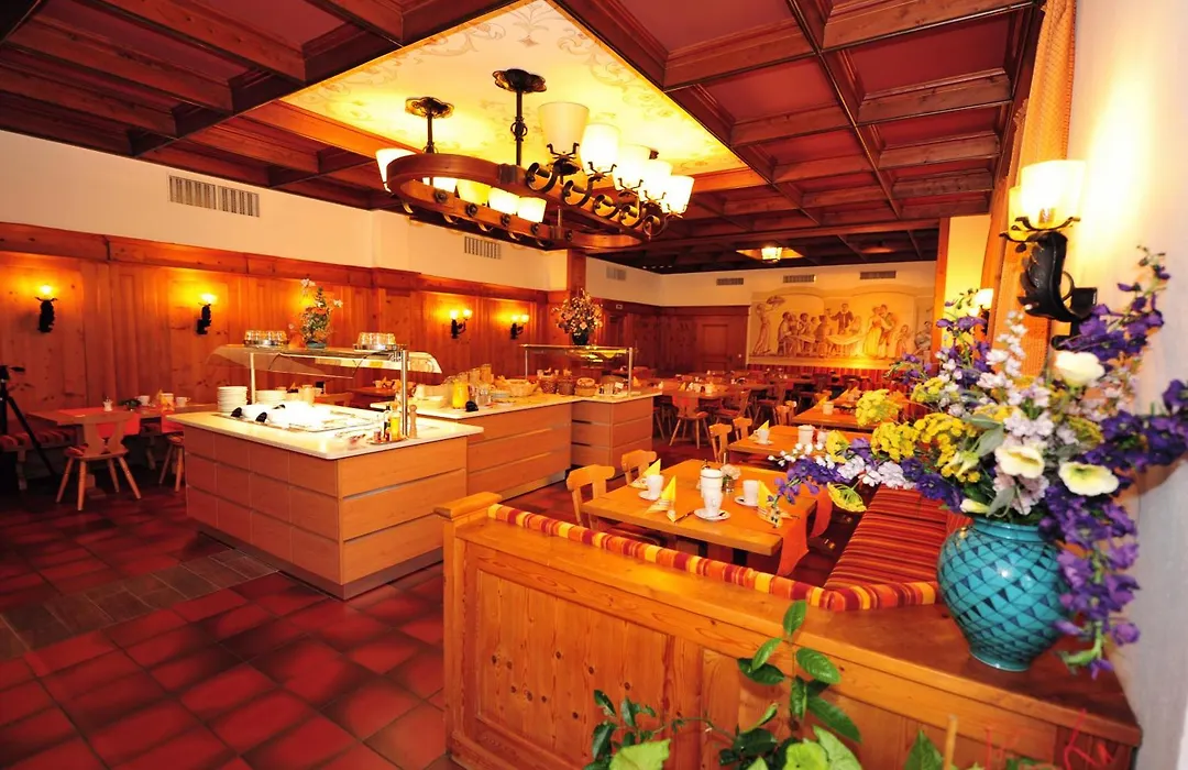 Hotel Weinbauer-1