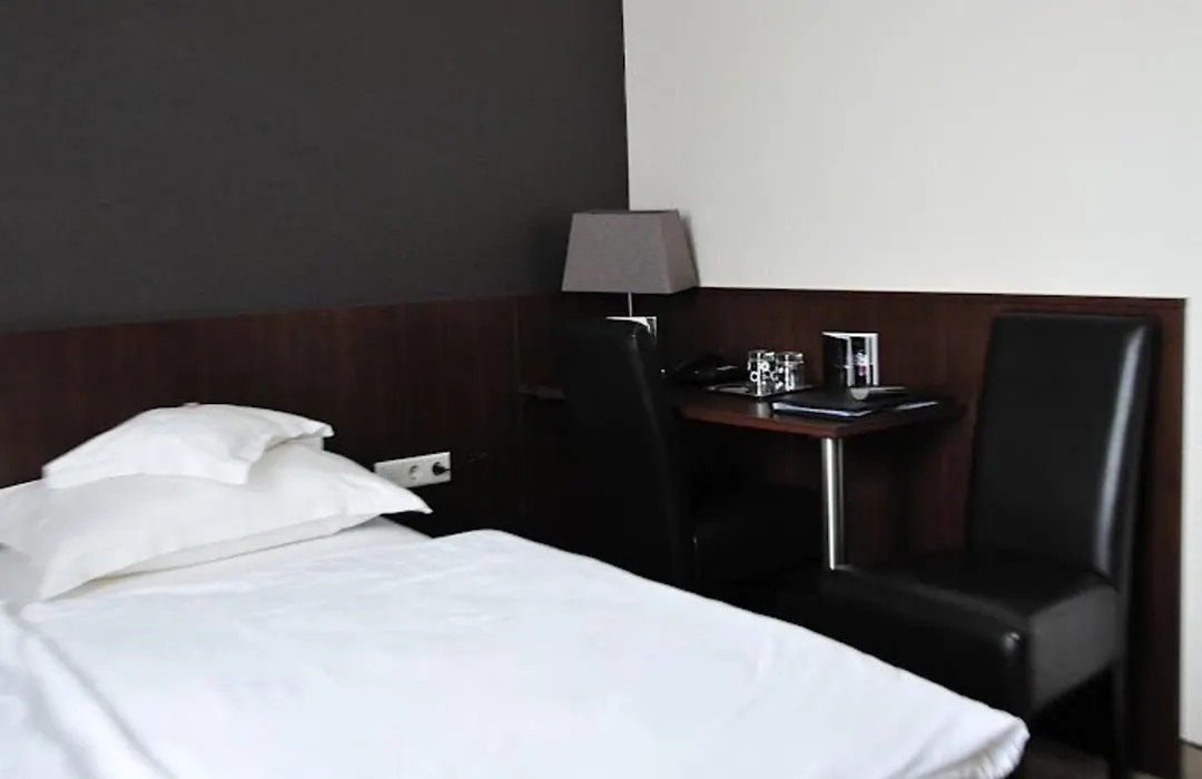 Hotel Lindenhof-1