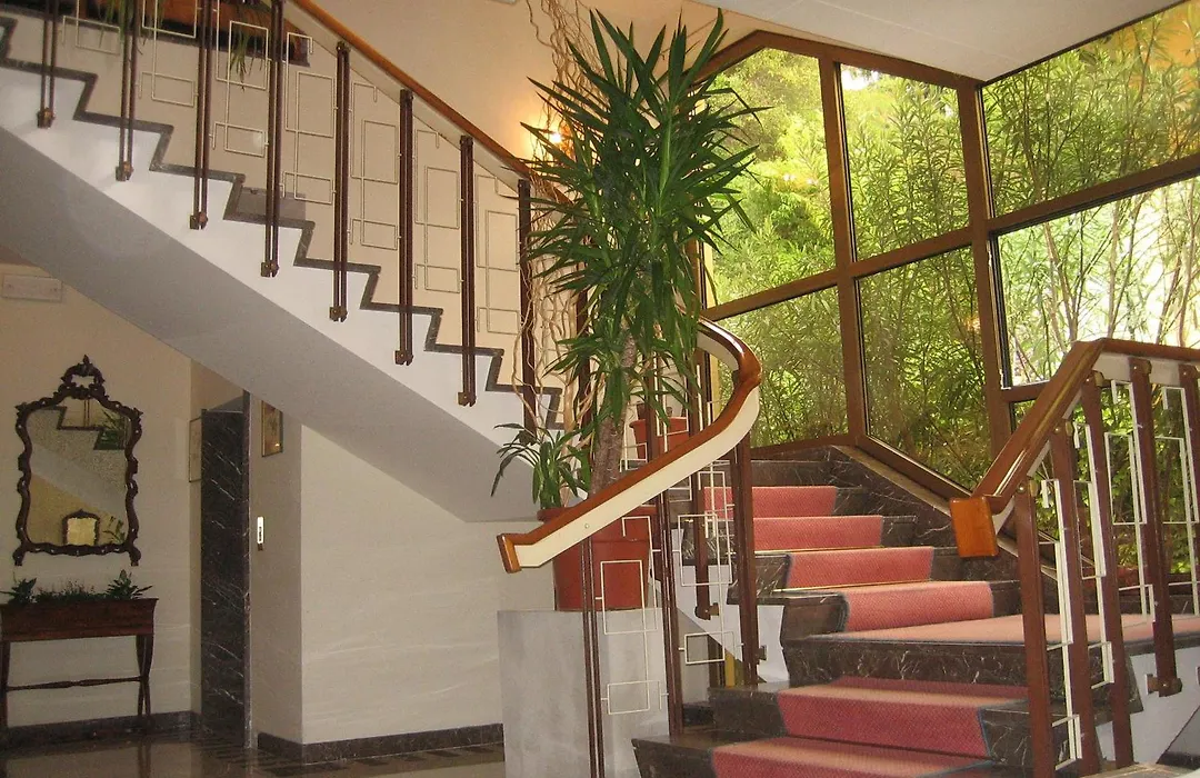 Hotel Broglia-1