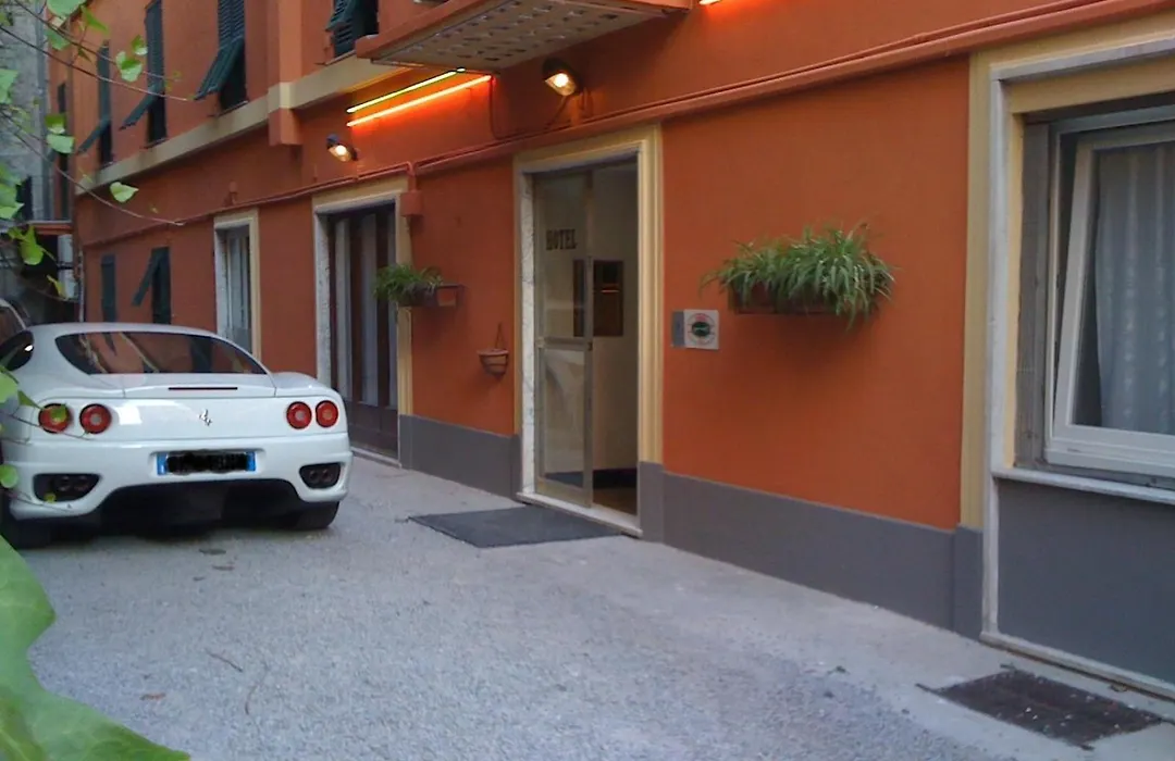 Hotel Assarotti-1