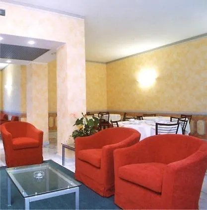 Hotel Engadina-1
