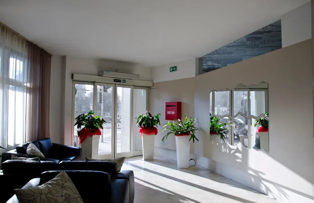 Key Hotel-1