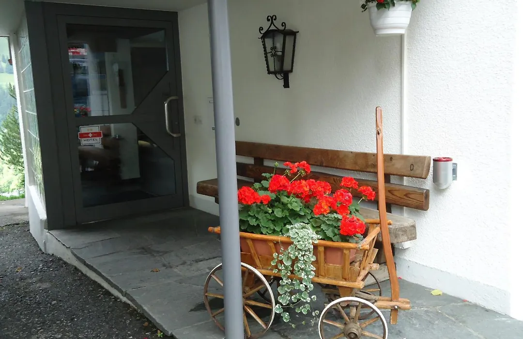 Hotel Tschuggen-1