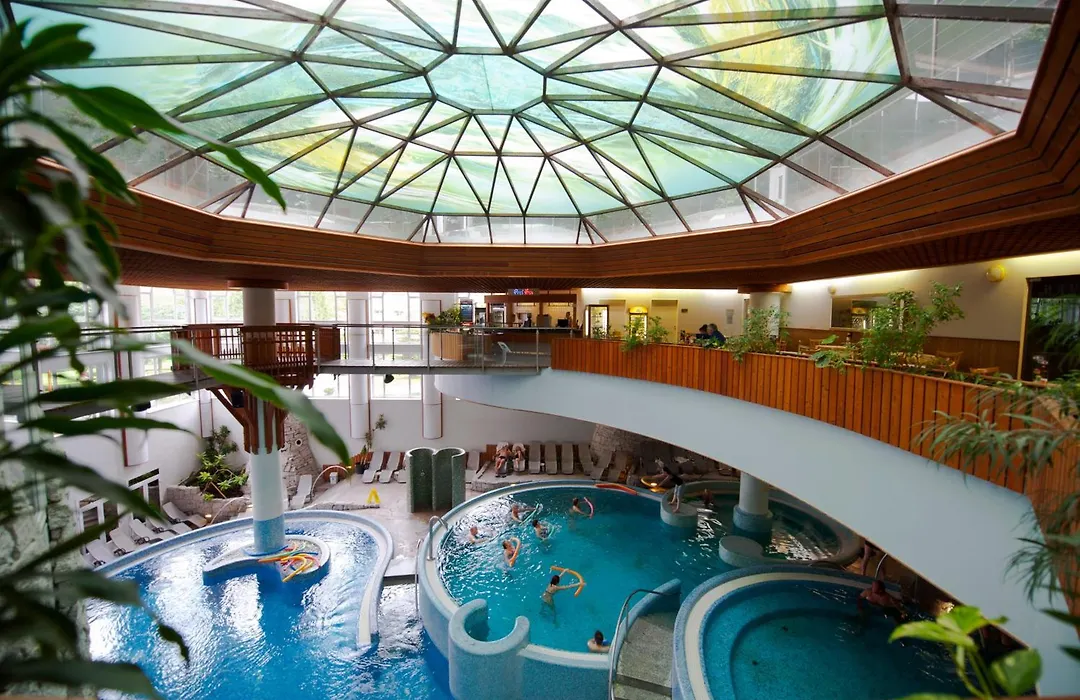 Mendan Magic Spa & Wellness Hotel-1