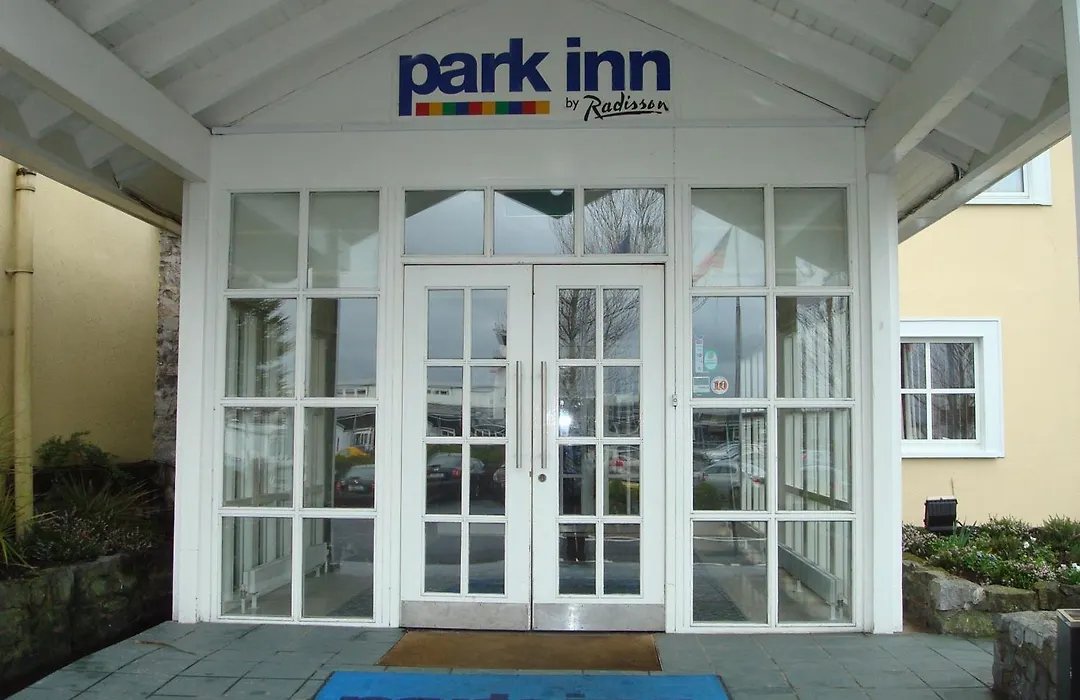Park Inn By Radisson Shannon Airport-1