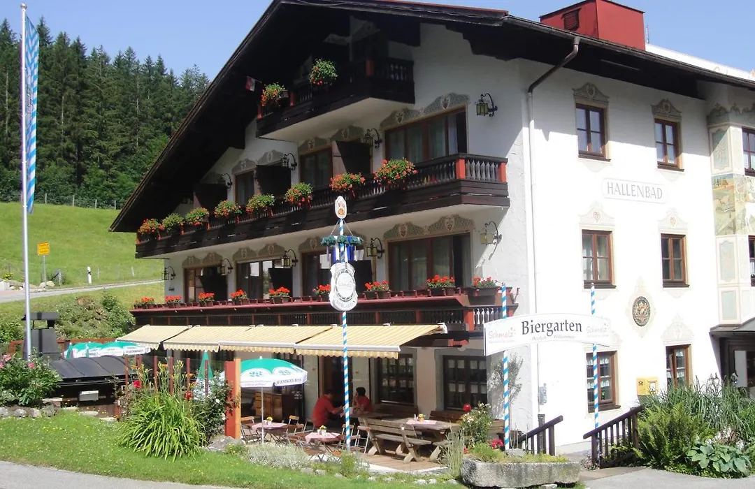 Aktivhotel&Gasthof Schmelz Ihr familienfreundliches Urlaubs Hotel mit Wellness, Almsauna, Chiemgau Karte-1