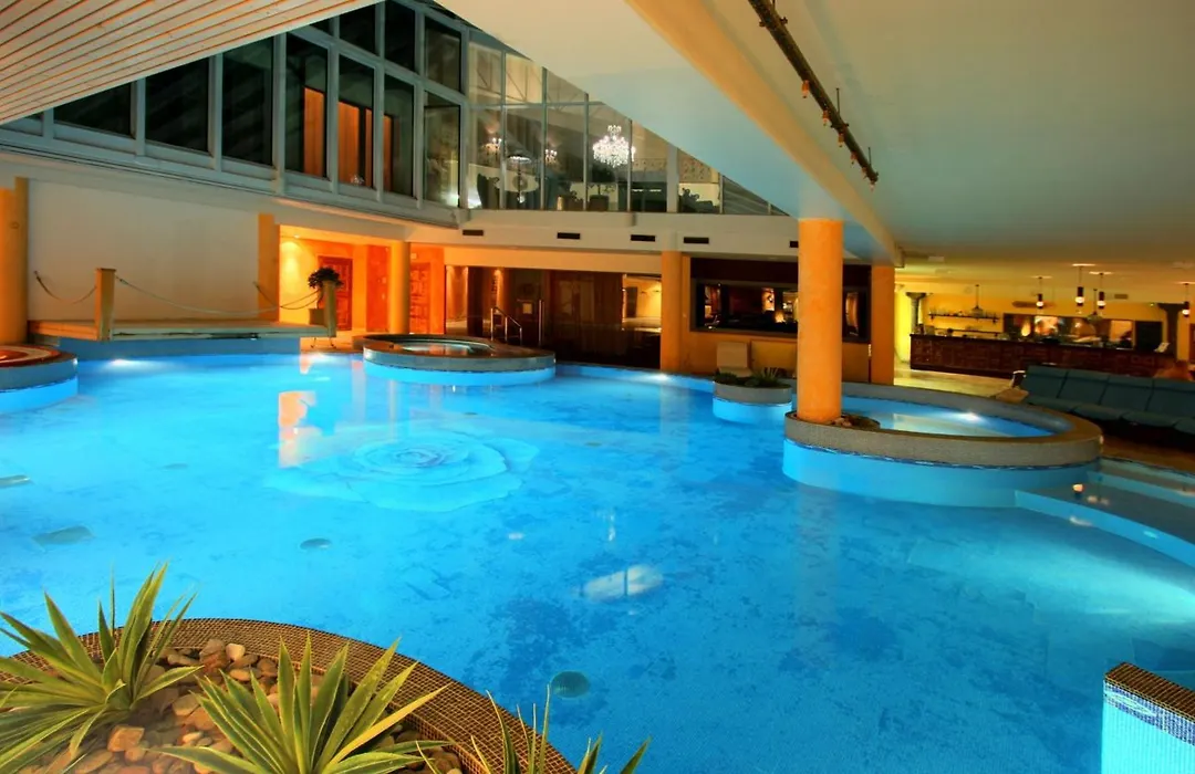Grand Rose Spa Hotel-1
