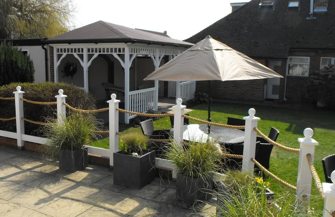 Beachlands Hotel-1