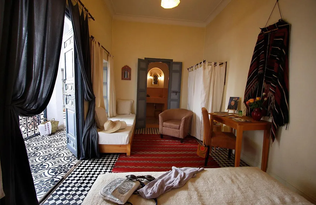 Dar Touyir-1