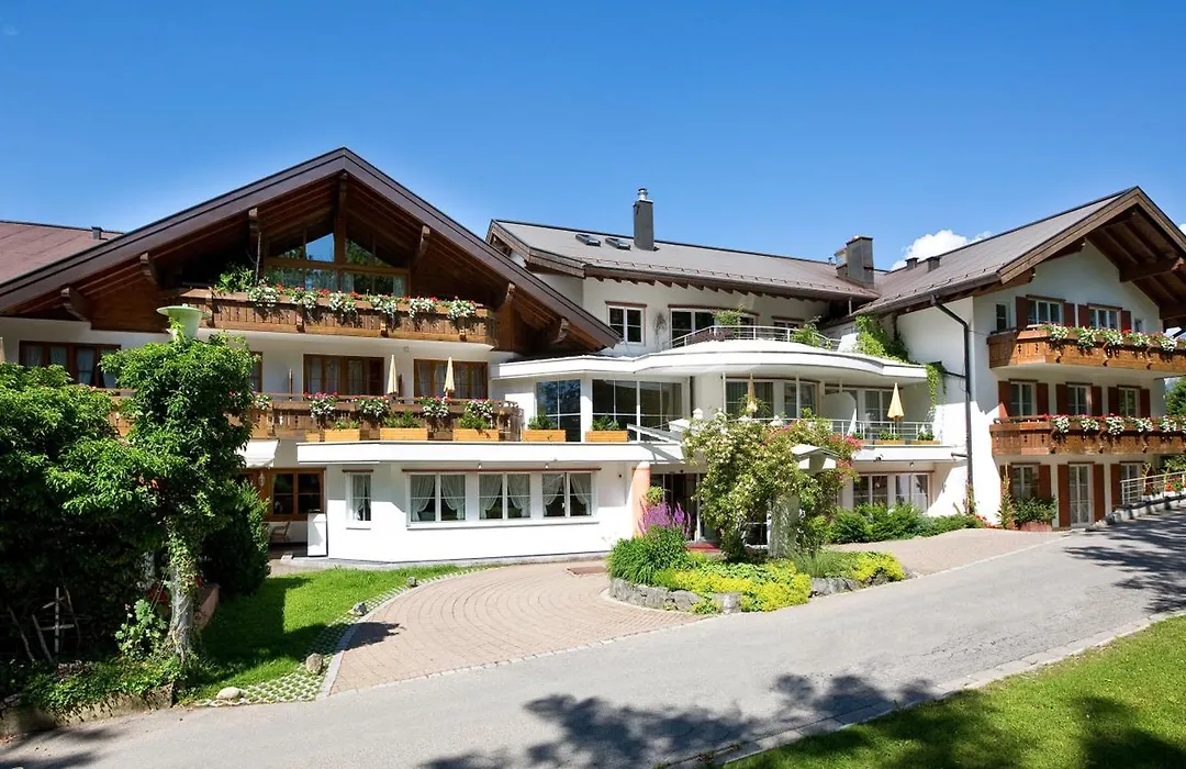 Ringhotel Nebelhornblick-1