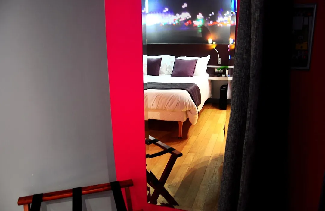 Hotel Lumieres Montmartre Paris-1