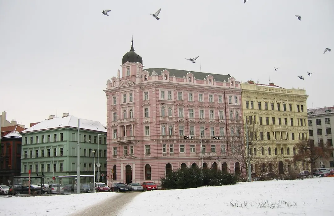 Hotel Opera-1