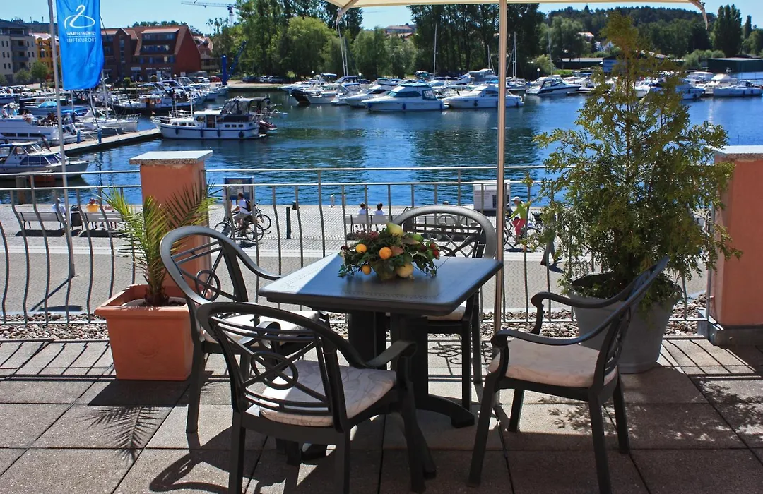 Hotel Am Yachthafen-1