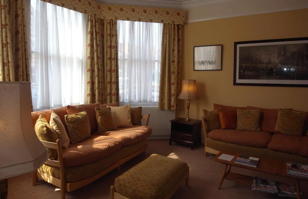 Hylands-1
