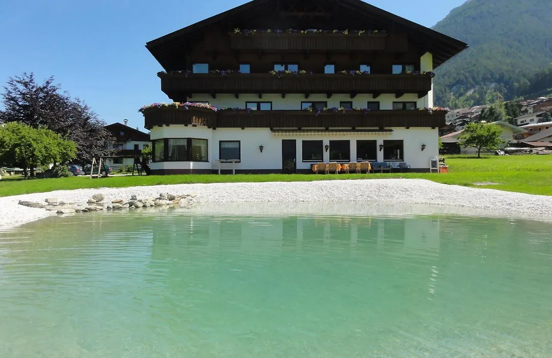 Hotel Steuxner-1