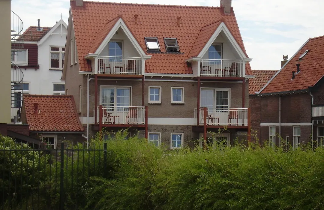 Bed & Breakfast Huys Aan Zee-1