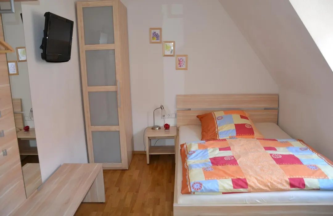 Baumeisterhaus-1