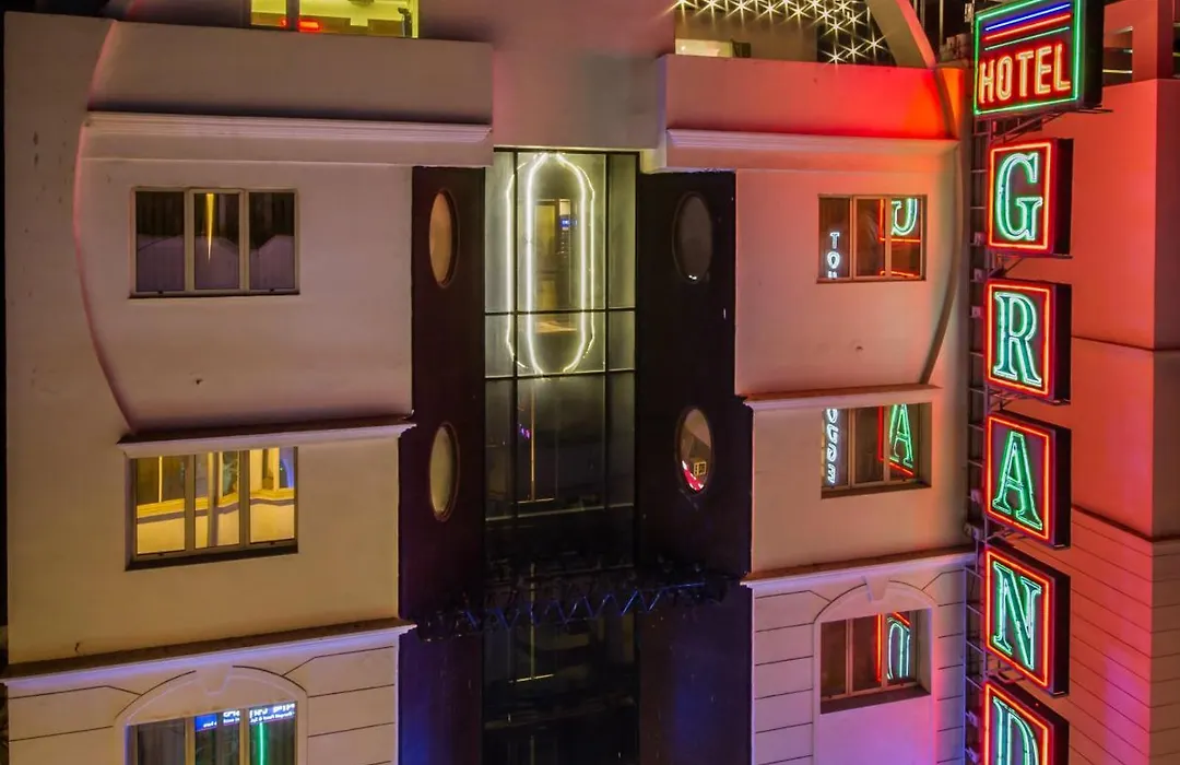 Hotel Grand Godwin Near New Delhi Railway Station- Free Airport Pick-Up-1