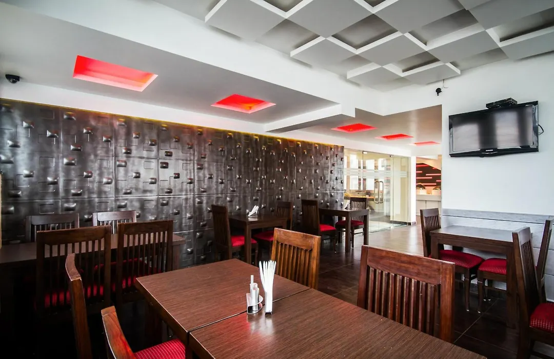 Hotel Grand Godwin Near New Delhi Railway Station- Free Airport Pick-Up-1