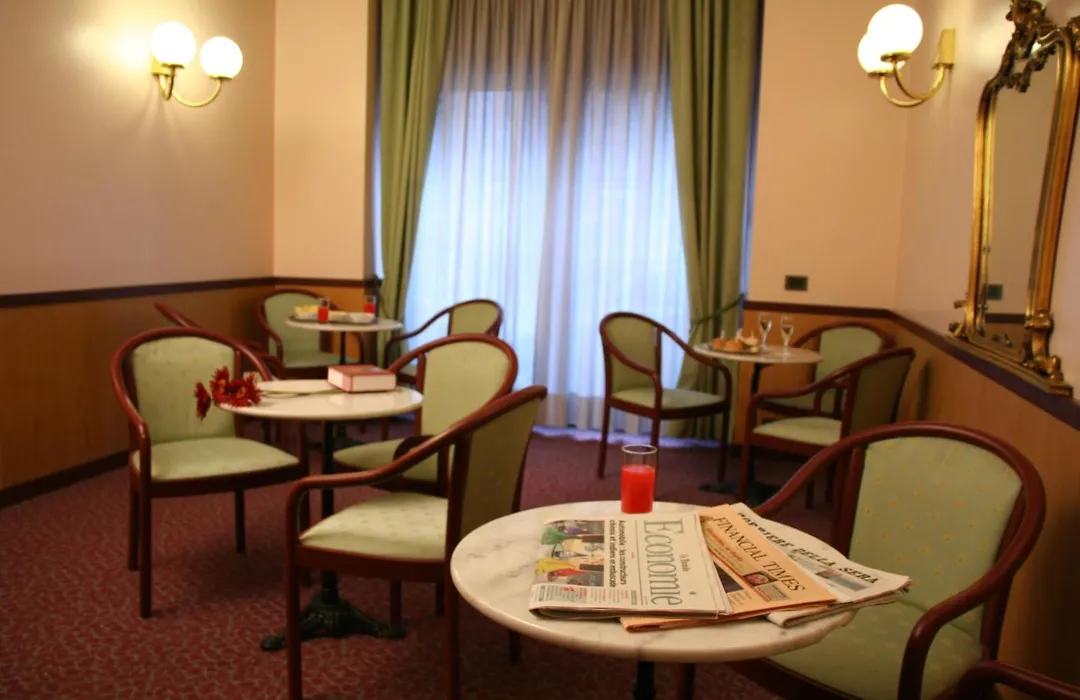 Albert Hotel-1