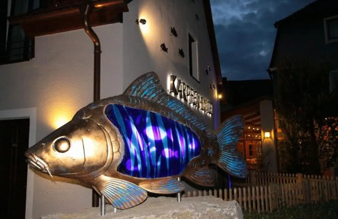 Karpfenhotel&Herrenhaus im Gasthaus Sindel-Buckel-1