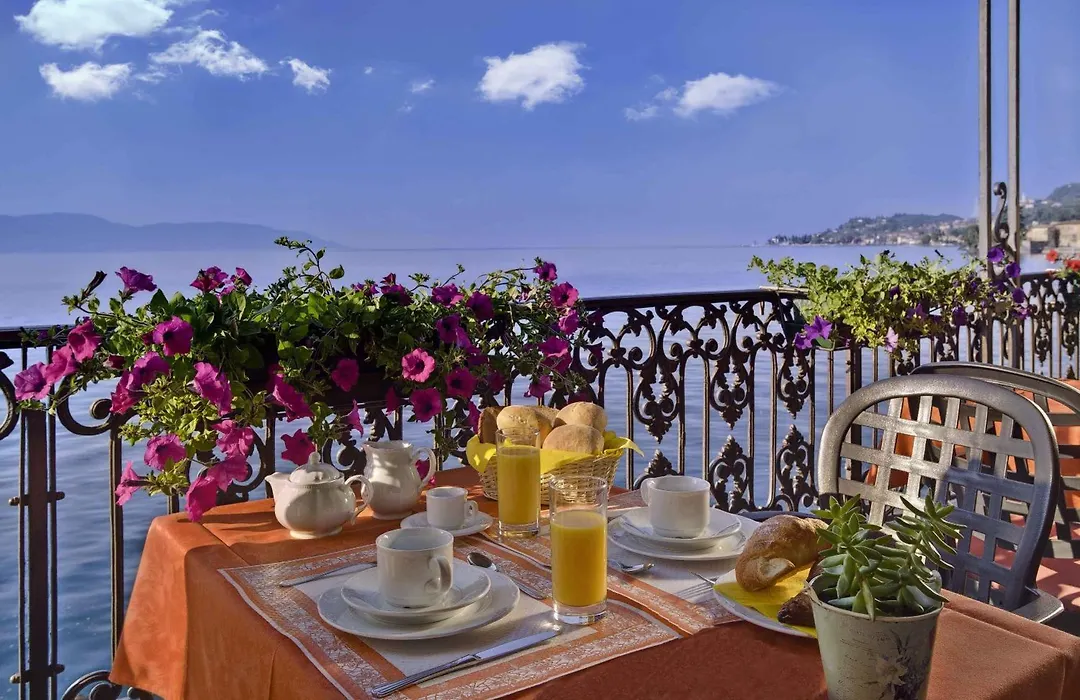 Hotel Garni Riviera-1