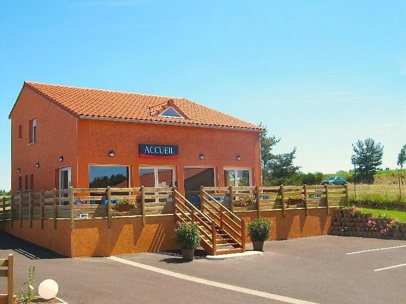 Hôtel Cantal Cottages-1