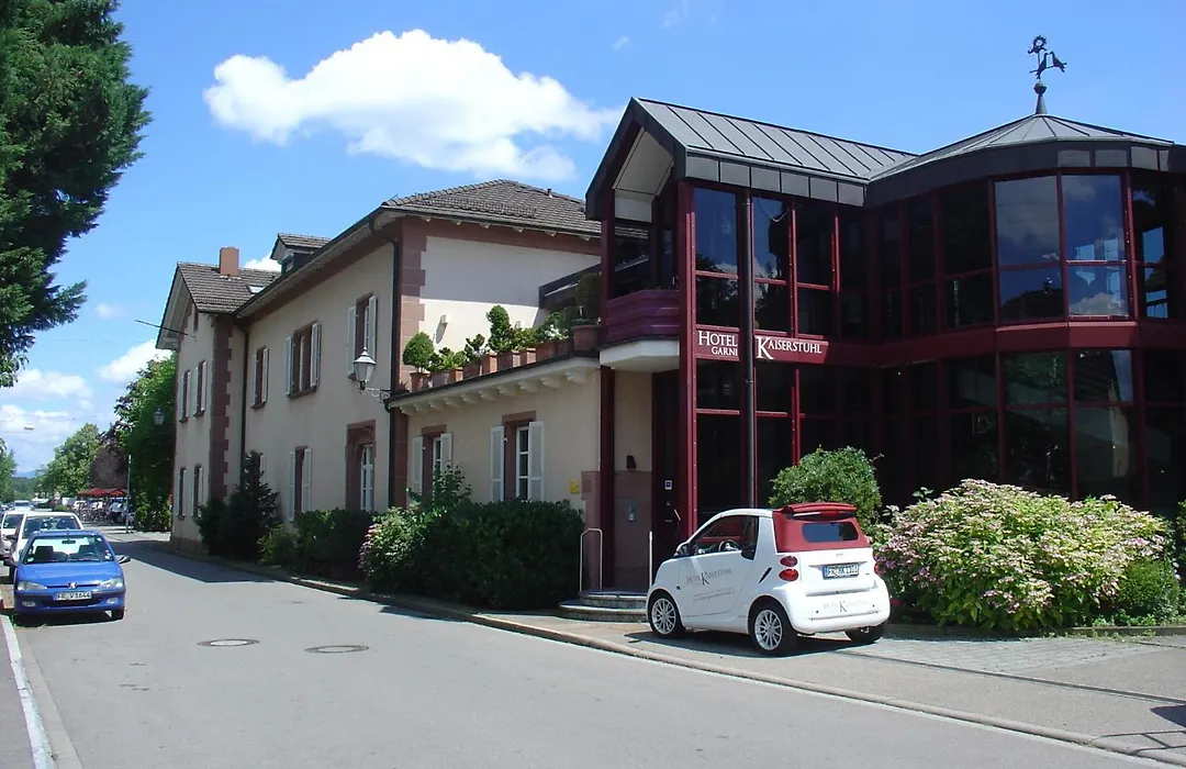 Hotel garni Kaiserstuhl-1